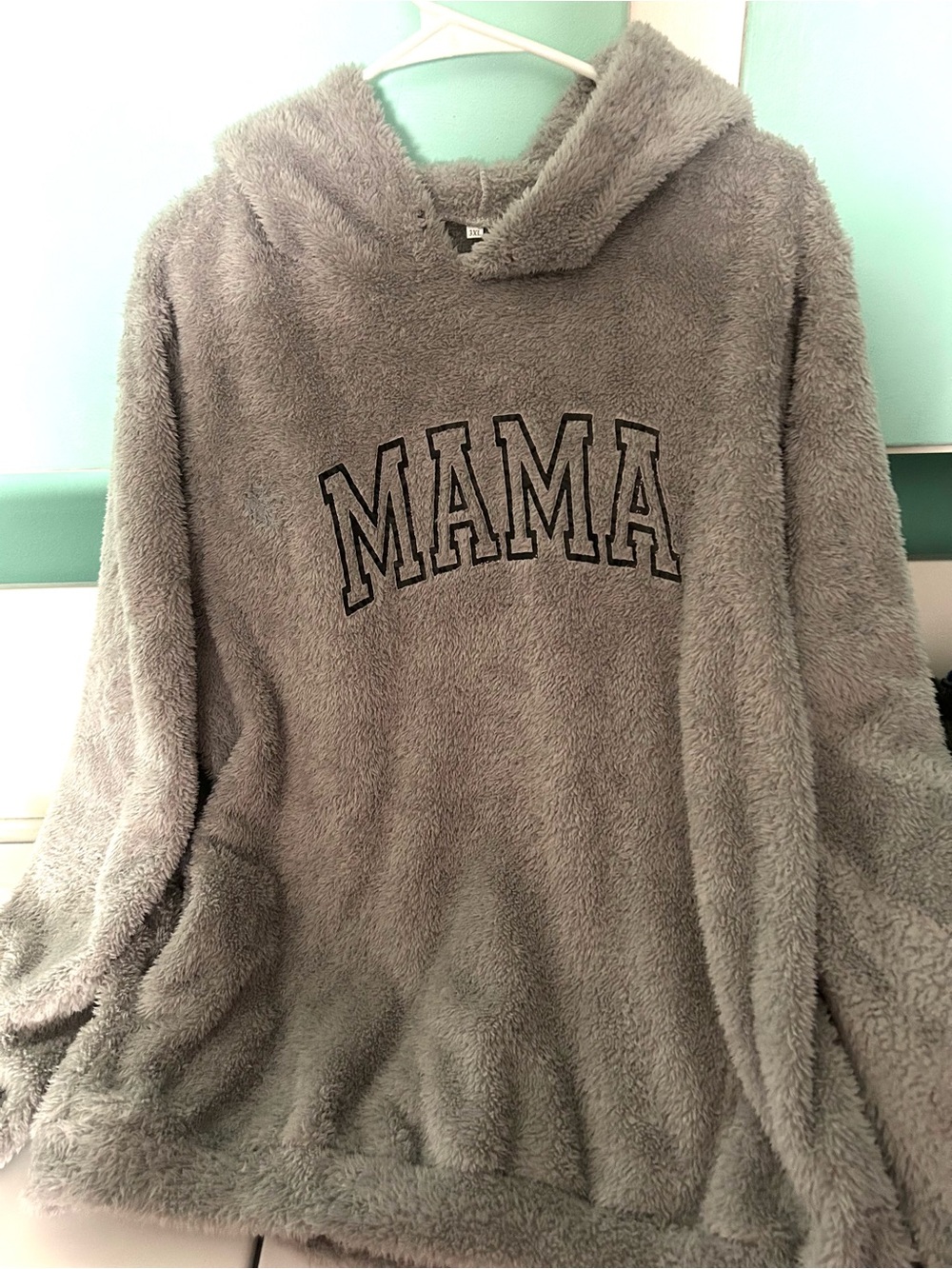Cozy 'MAMA' Fuzzy Hoodie Pullover - Gray
